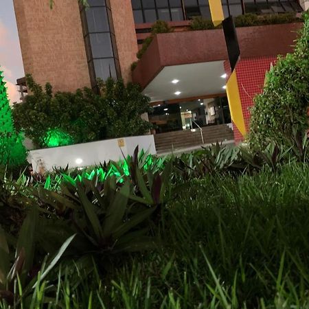 Maravilhoso Apartamento 2 Quartos Com Ofuro Porto Da Barra Salvador Summer Barra Flat Kültér fotó